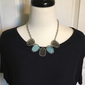 Necklace and earrings set